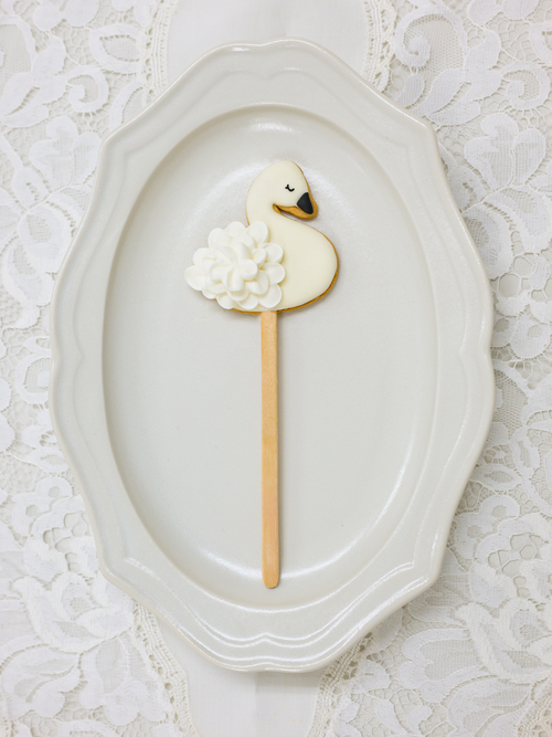 Frill Swan Cookie / フリルスワンのアイシングクッキー